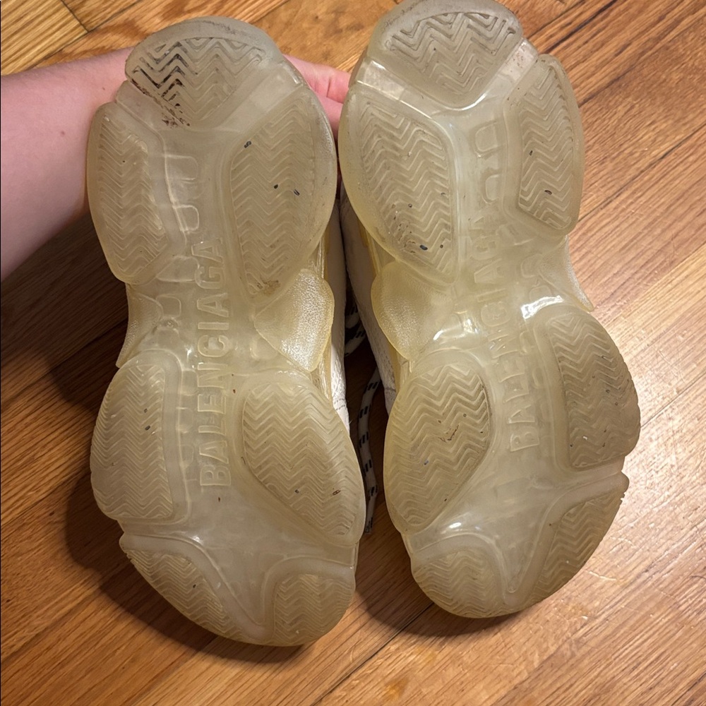Balenciaga White and Yellowed Sole Triple S Sneakers - Picture 9 of 12